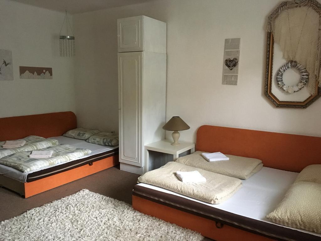 Apartmanovy Dom Králiky Exterior foto